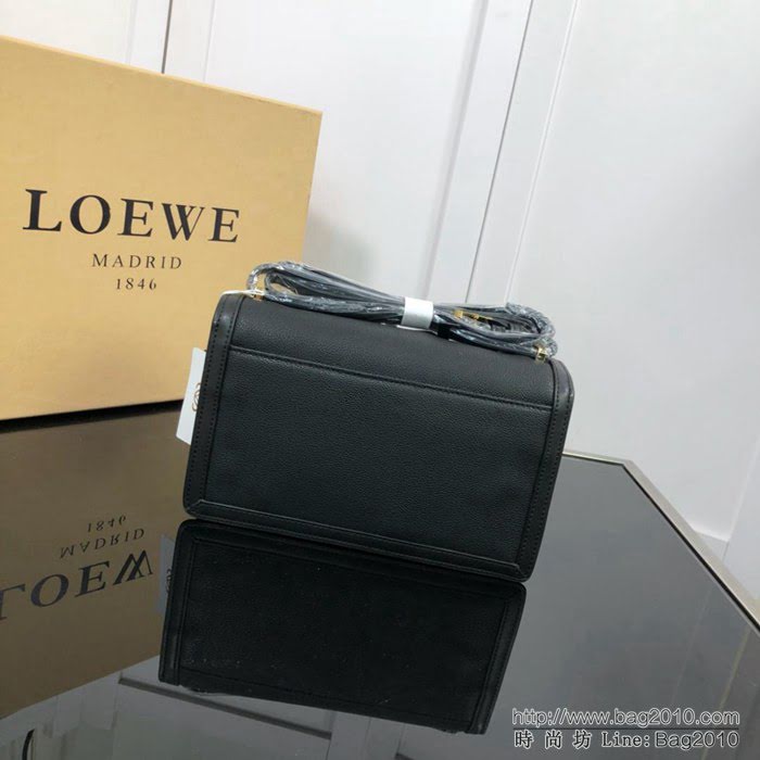 LOEWE羅意威 Barcelona 荔枝紋三角包 小牛皮肩背斜挎包 雜誌爆款 0158荔枝紋  jdl1218